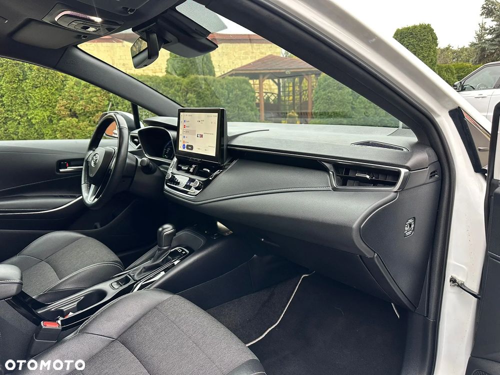 Toyota Corolla 1.8 Hybrid Touring Sports Business Edition - 28