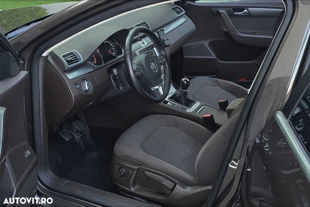 Volkswagen Passat 2.0 TDI BlueMotion Technology Business Edition - 8