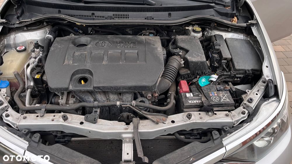 Toyota Auris 1.6 Prestige - 14