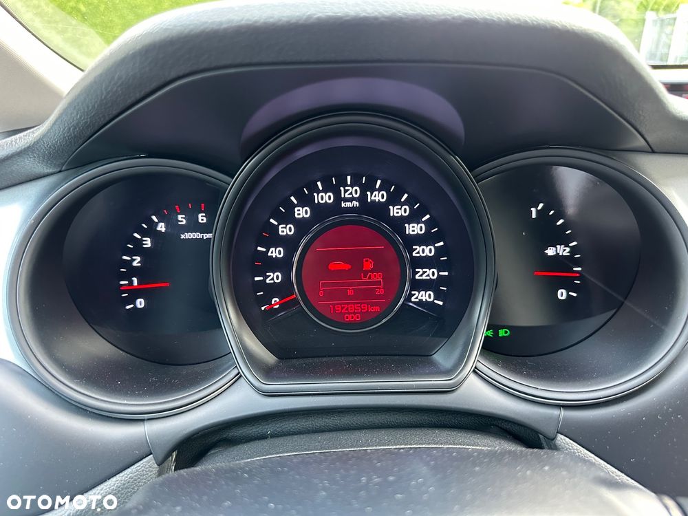 Kia Ceed 1.4 CRDi M - 27