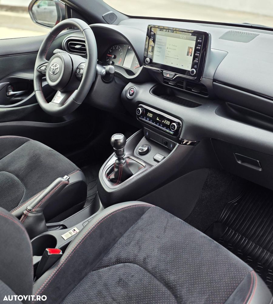 Toyota Yaris GR mit High-Performance-Paket - 12