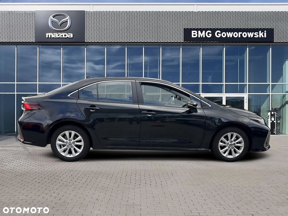 Toyota Corolla 1.8 Hybrid Comfort - 32