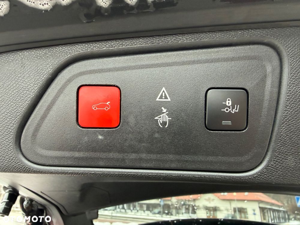 Peugeot 3008 BlueHDi 180 Stop & Start EAT8 GT - 13