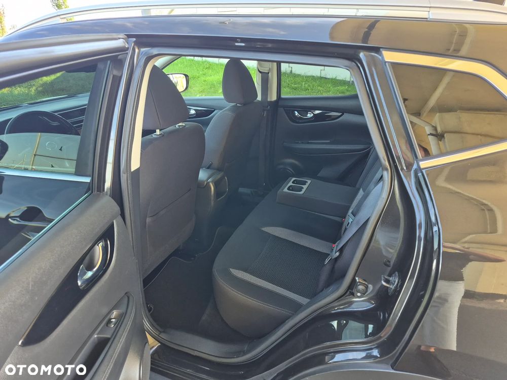 Nissan Qashqai - 11