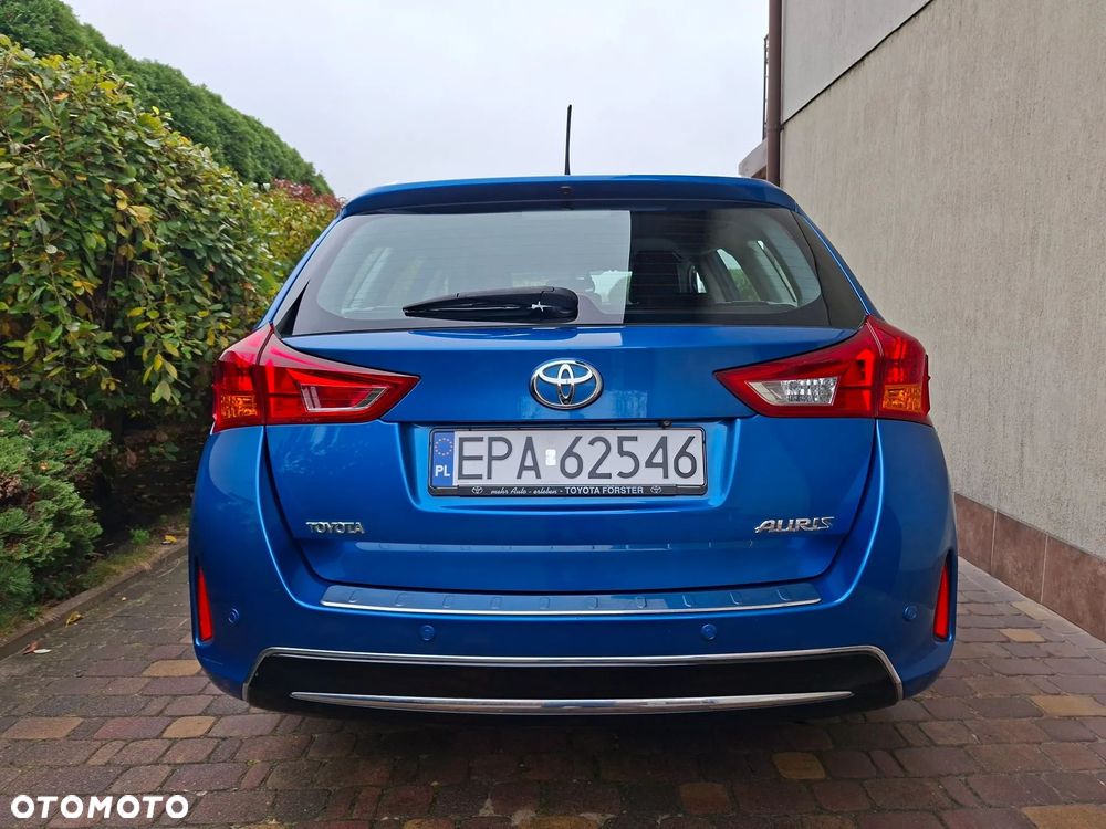 Toyota Auris 1.6 Valvematic Executive - 6