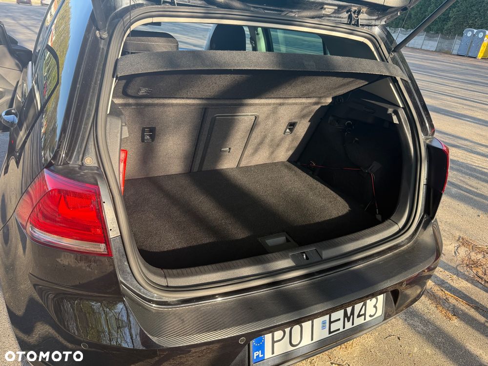 Volkswagen Golf 1.2 TSI BMT Comfortline - 12