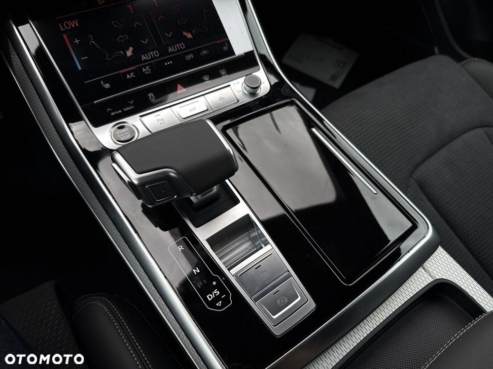 Audi Q8 - 18