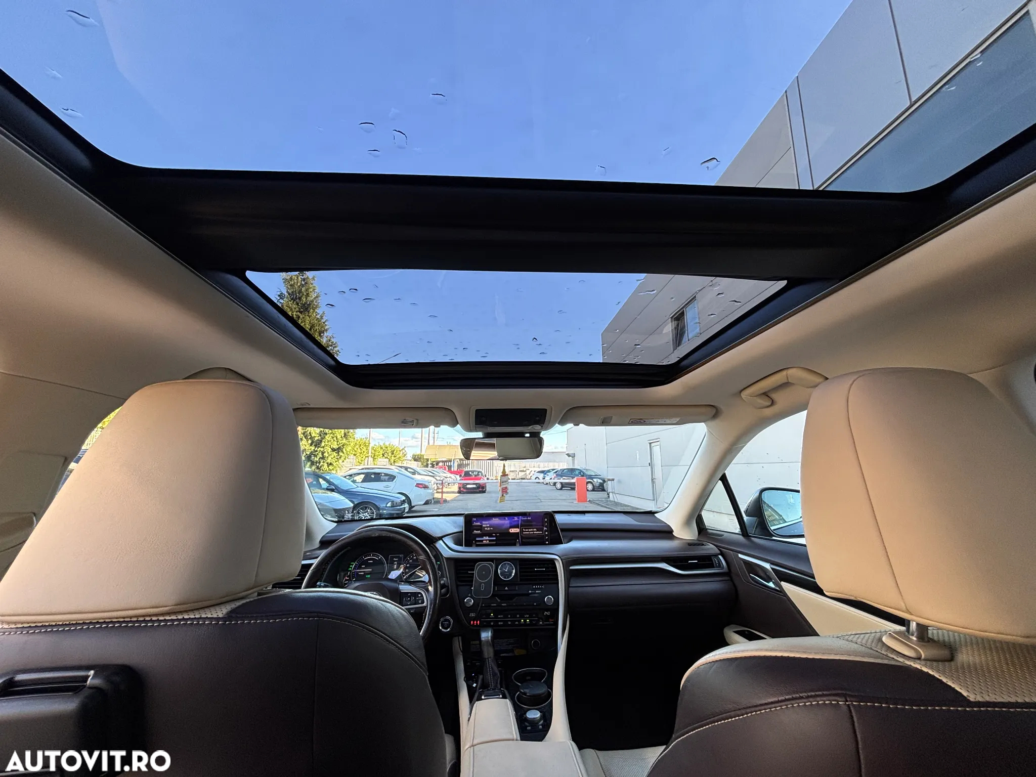 Lexus Seria RX - 17