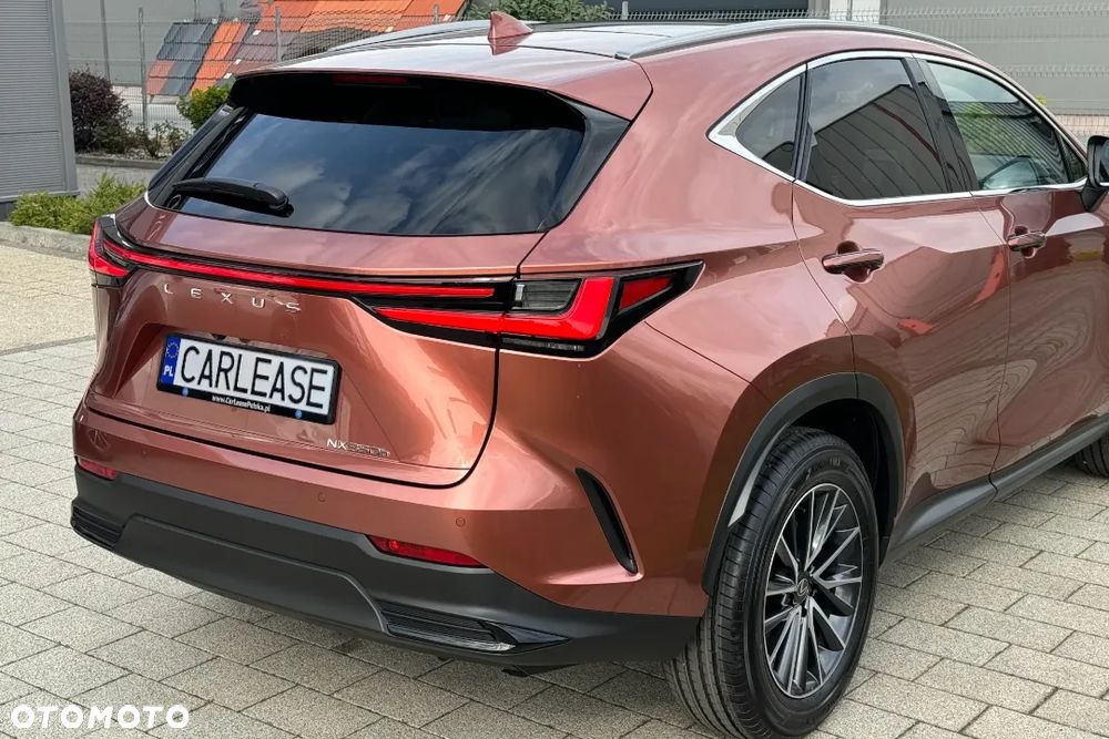 Lexus NX 350h Prestige 2WD - 10