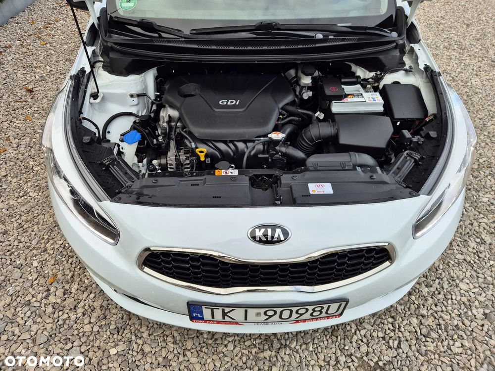 Kia Ceed 2013 photo 4