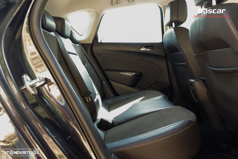 Opel Astra 1.7 CDTI Cosmo - 20