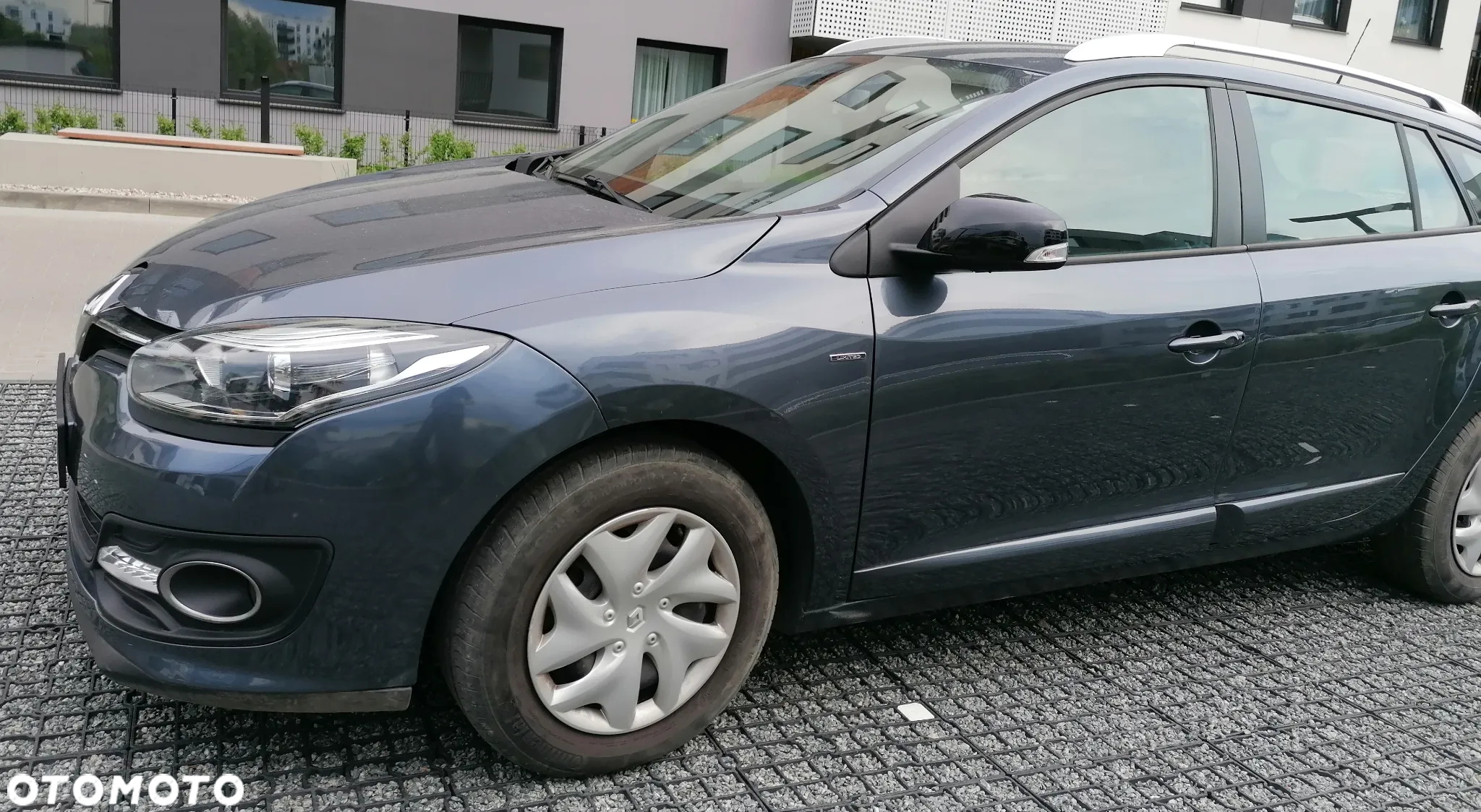Renault Megane 1.6 16V 110 LIMITED - 4
