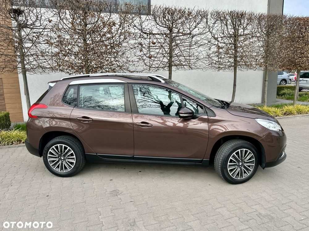 Peugeot 2008 PureTech 82 Allure - 18