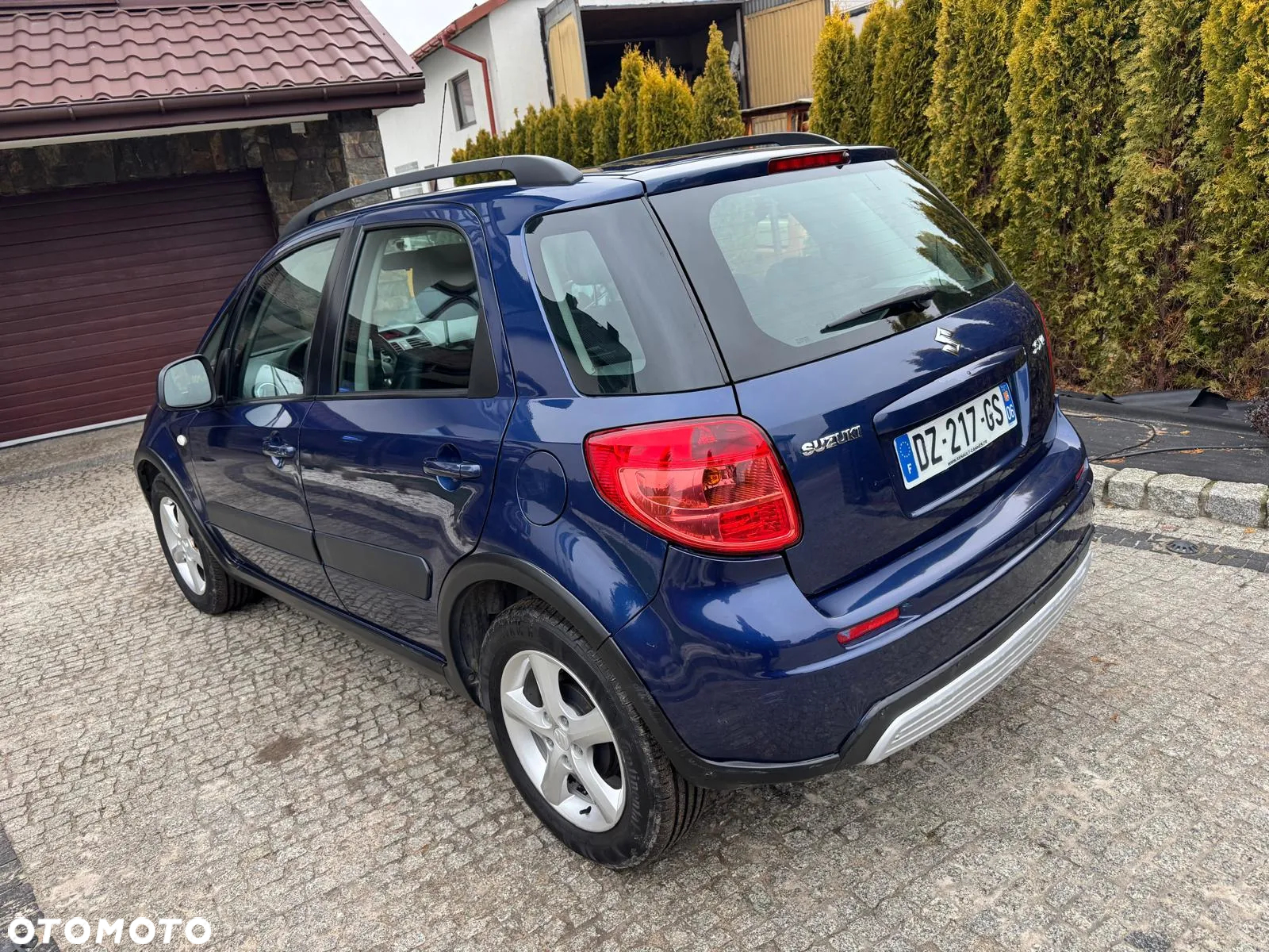 Suzuki SX4 1.6 GS / Premium - 4