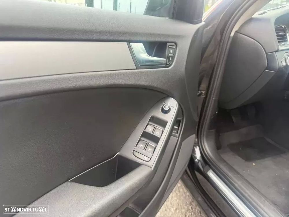 Audi A4 2.0 TDIe Business Line Advance - 14