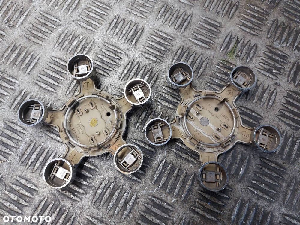 DEKIELEK KOŁPAK FELGI AUDI A4 B8 4F0601165N - 2