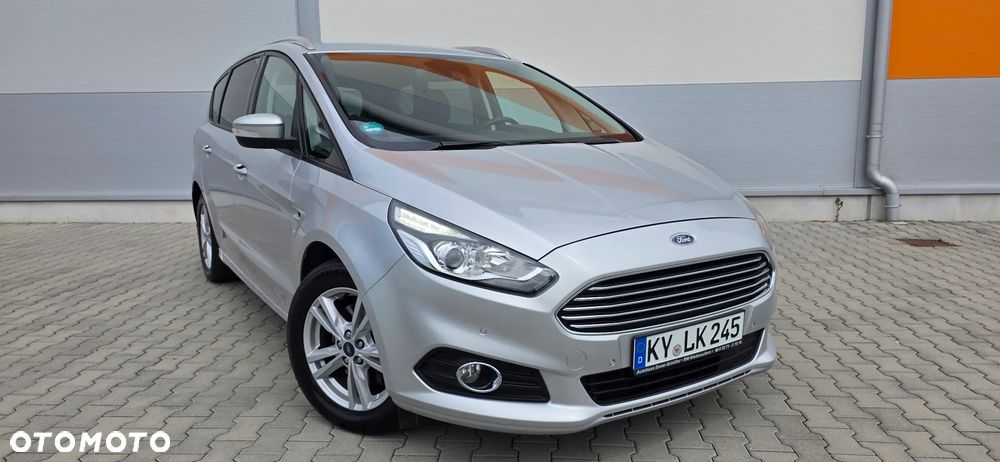 Ford S-Max 2.0 TDCi Titanium - 1