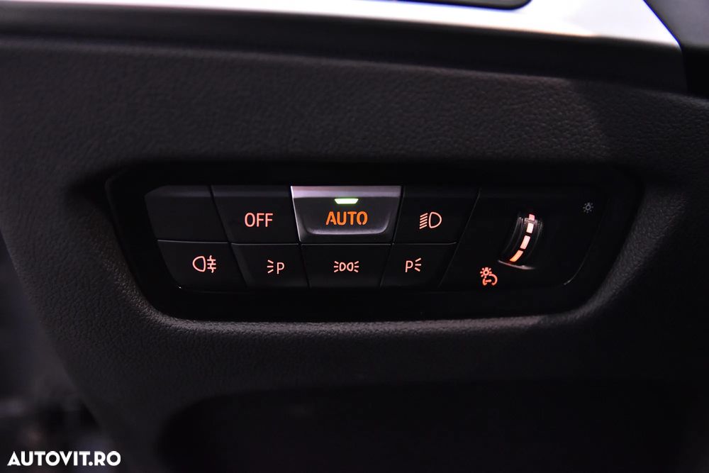 BMW Seria 4 420d Gran Coupe - 16