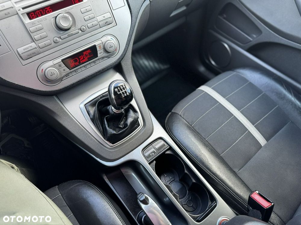Ford Kuga 2.0 TDCi 2x4 Champions Edition - 20