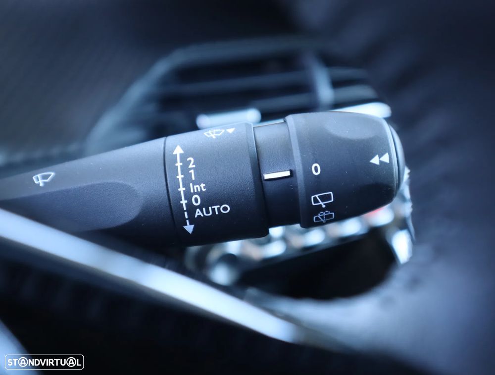 Peugeot 2008 1.2 PureTech Style - 33