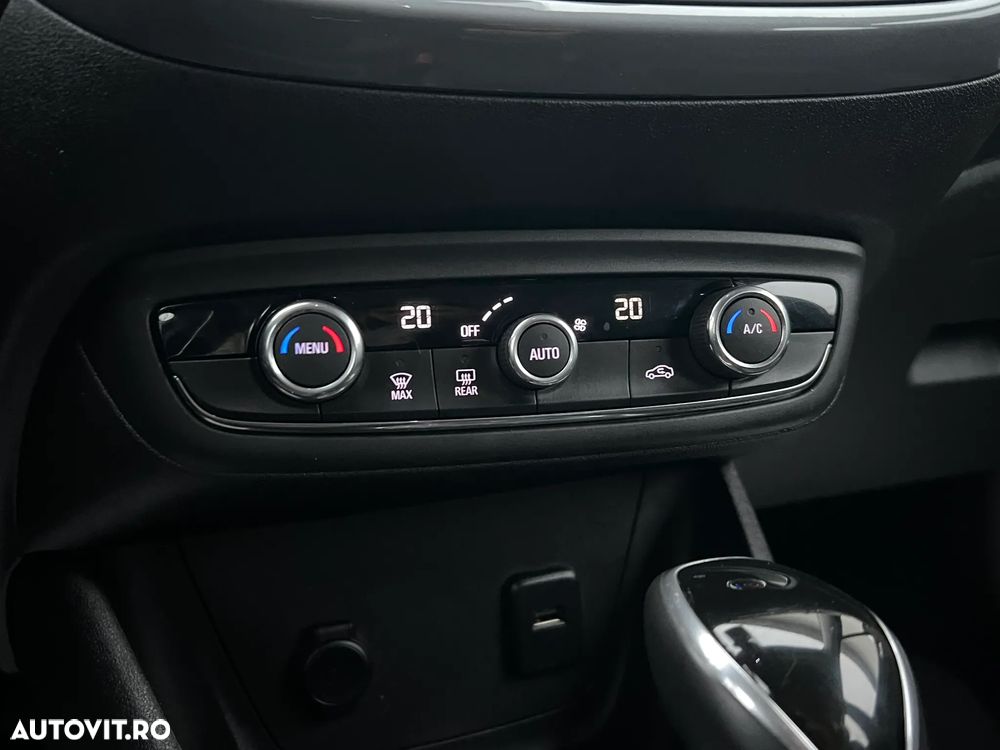 Opel Crossland X 1.2 Turbo Start/Stop Aut. Innovation - 12