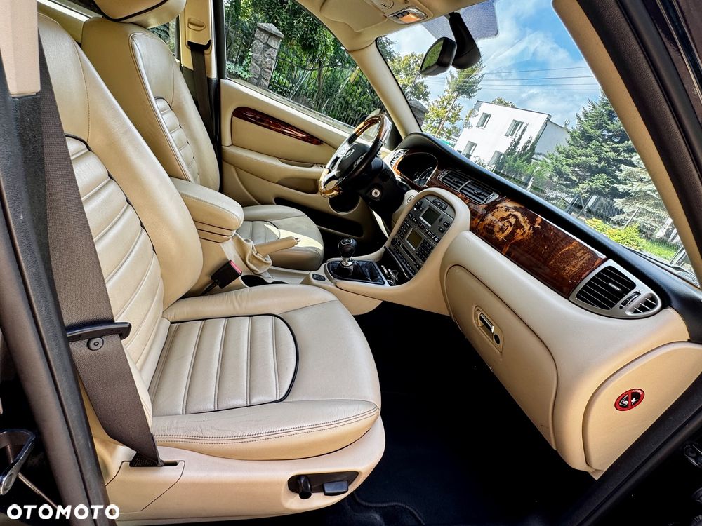 Jaguar X-Type 2.0 D Executive - 15