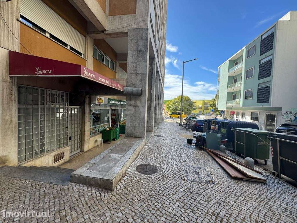 Loja no Centro de Almada - Grande imagem: 2/9