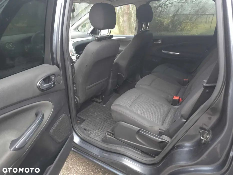 Ford S-Max - 5