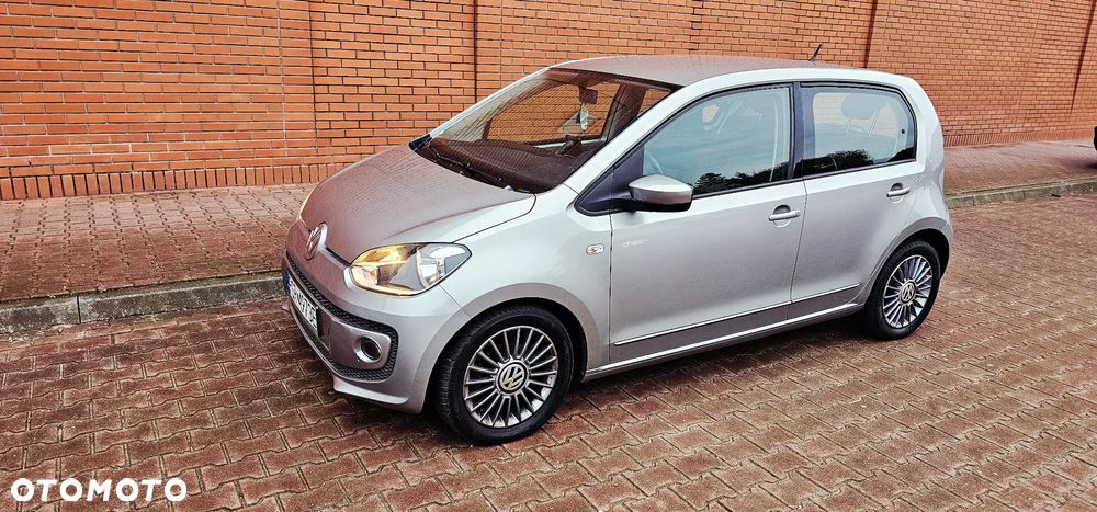Volkswagen up! club - 2