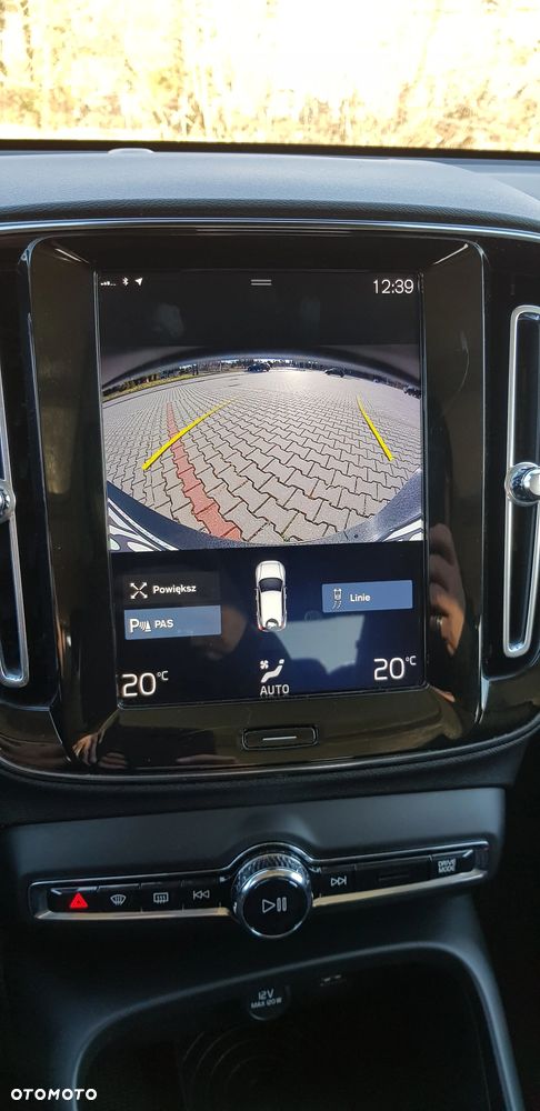 Volvo XC 40 - 18