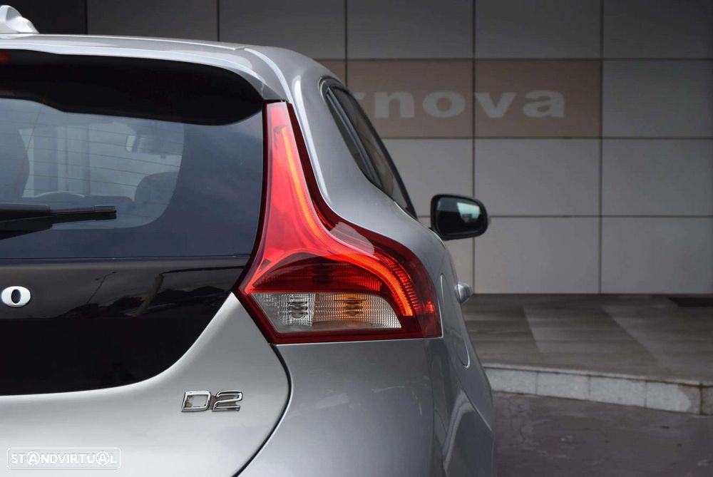 Volvo V40 2.0 D2 Kinetic - 8