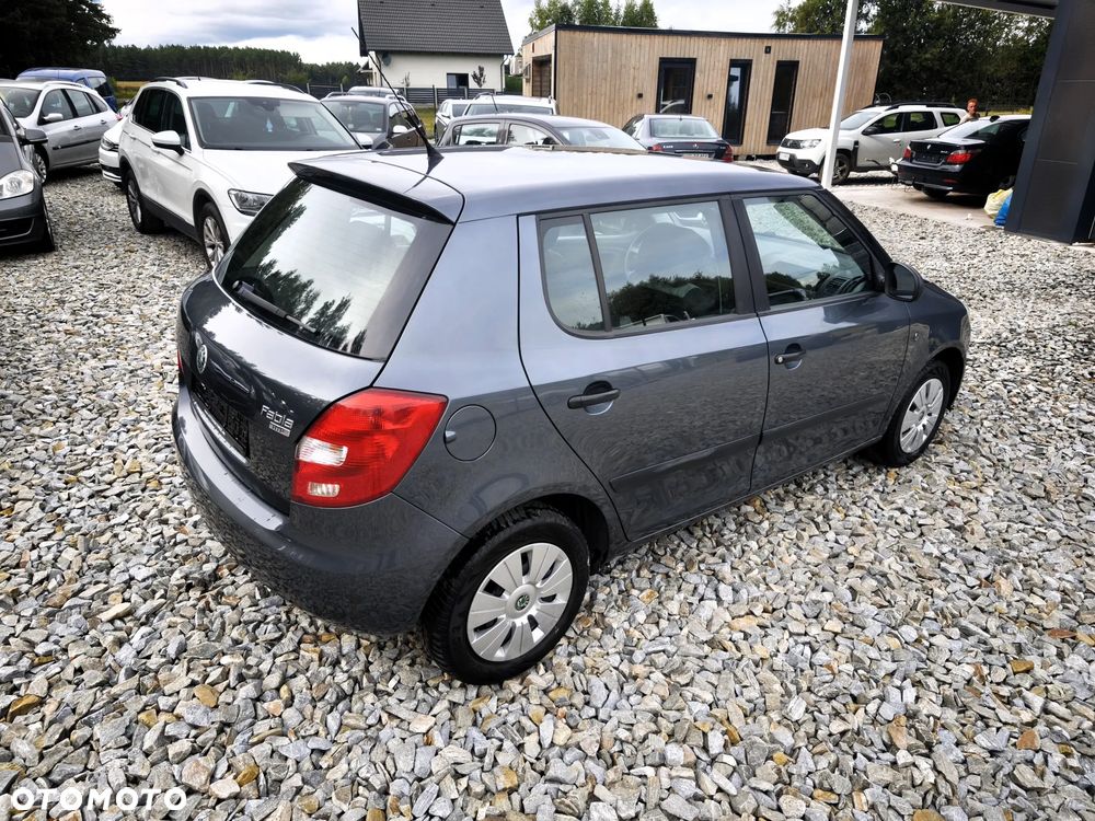Skoda Fabia 1.2 HTP Ambiente - 6