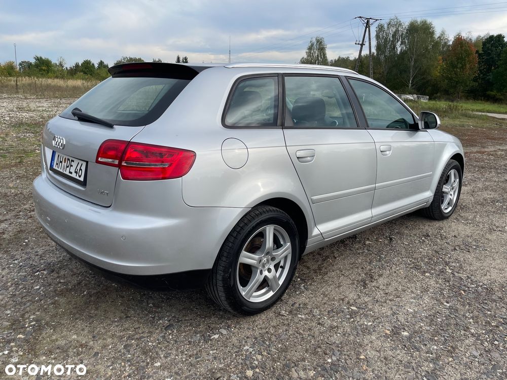 Audi A3 Sportback - 6