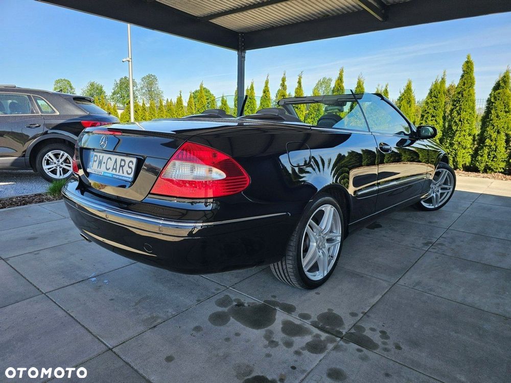 Mercedes-Benz CLK - 3