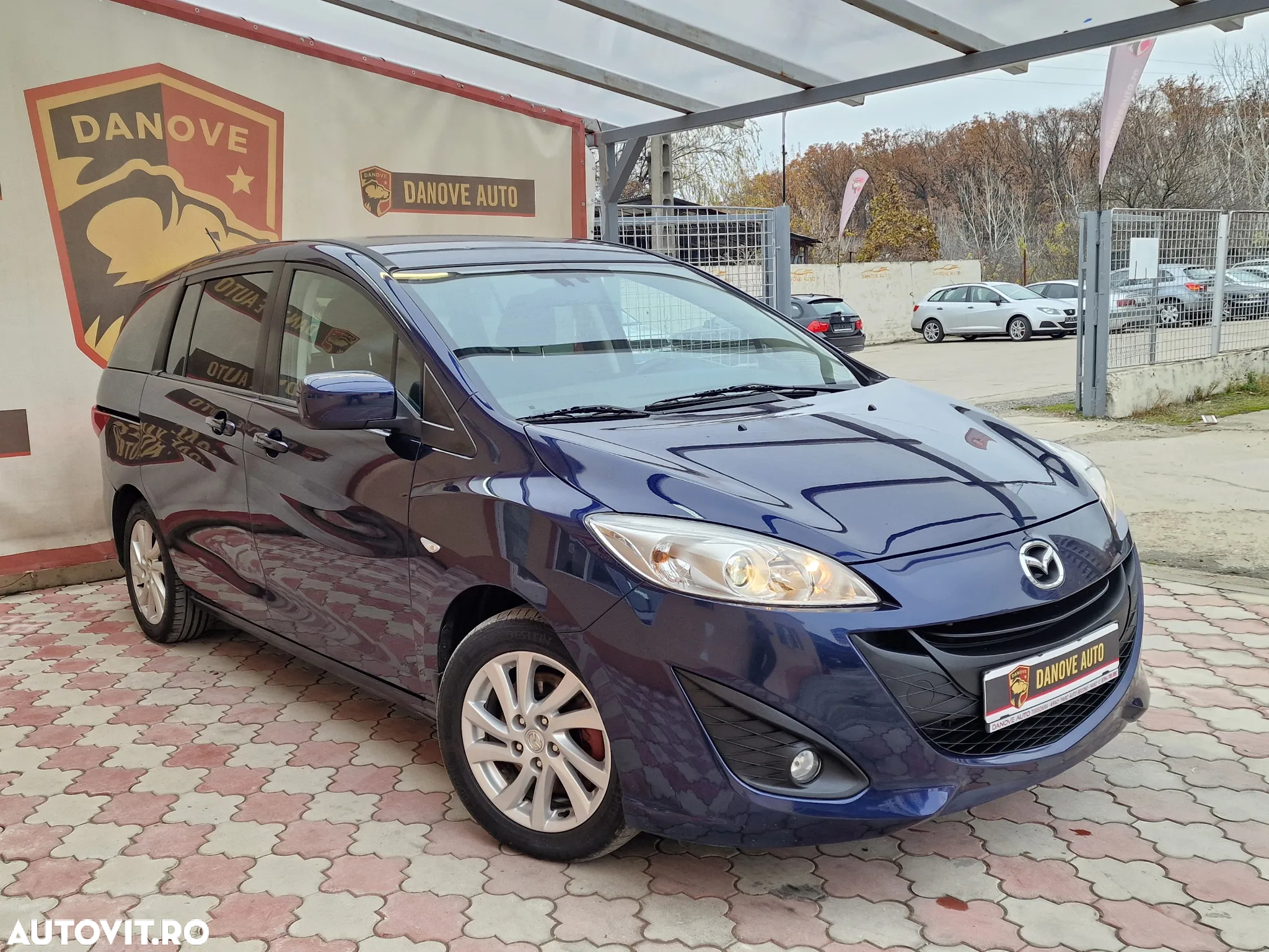 Mazda 5 - 3