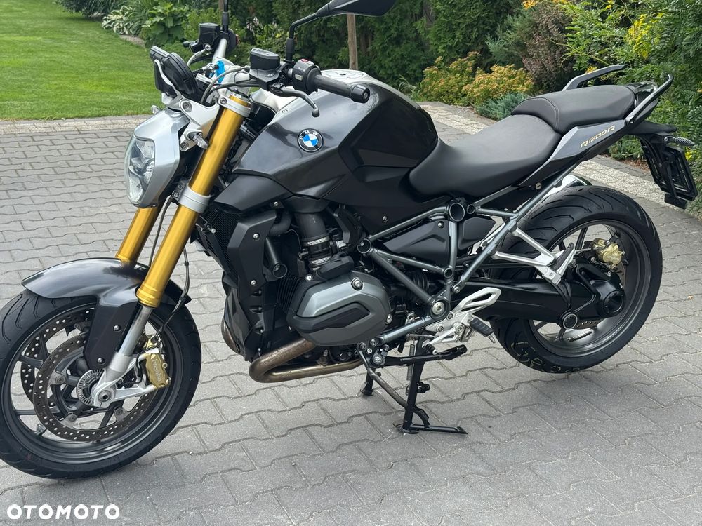 BMW R - 12