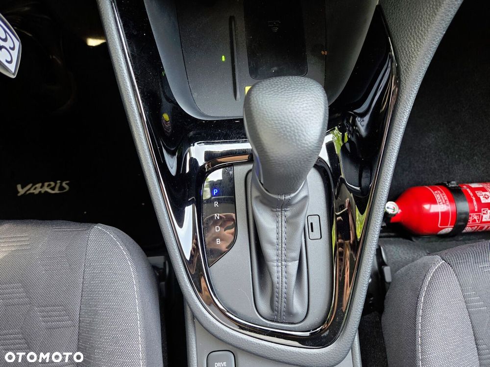 Toyota Yaris Hybrid 1.5 Style - 14