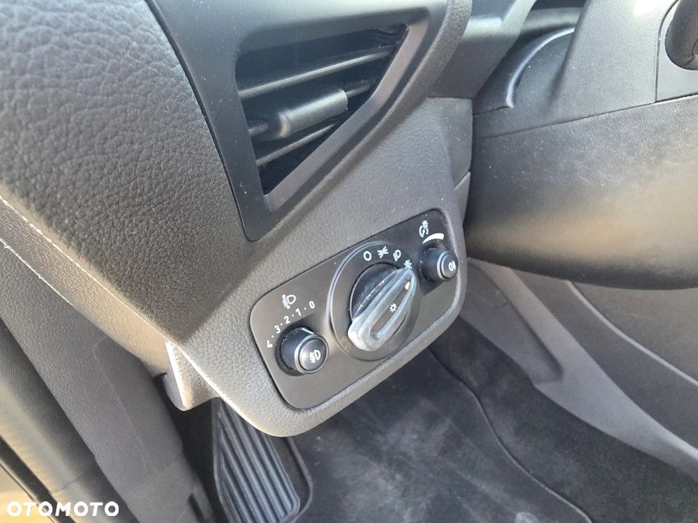 Ford Kuga 2.0 TDCi 4x4 Titanium - 20