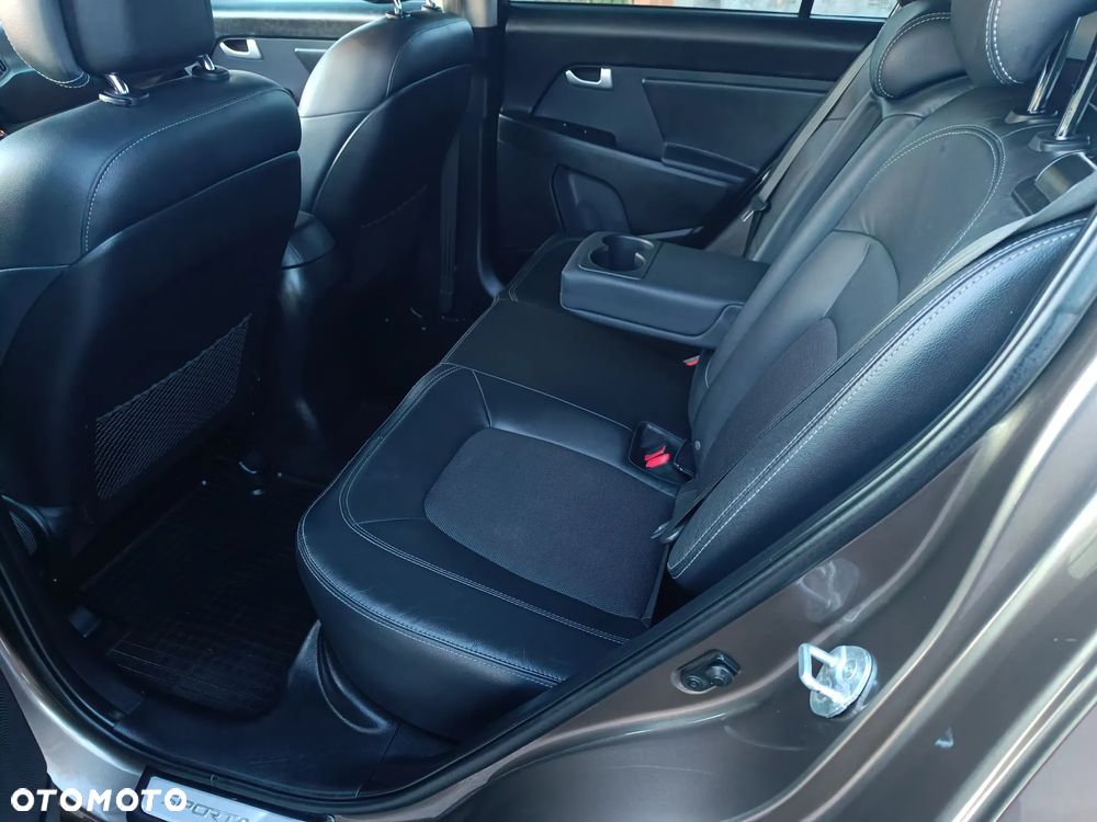 Kia Sportage 1.6 GDI Business Line L 2WD - 22