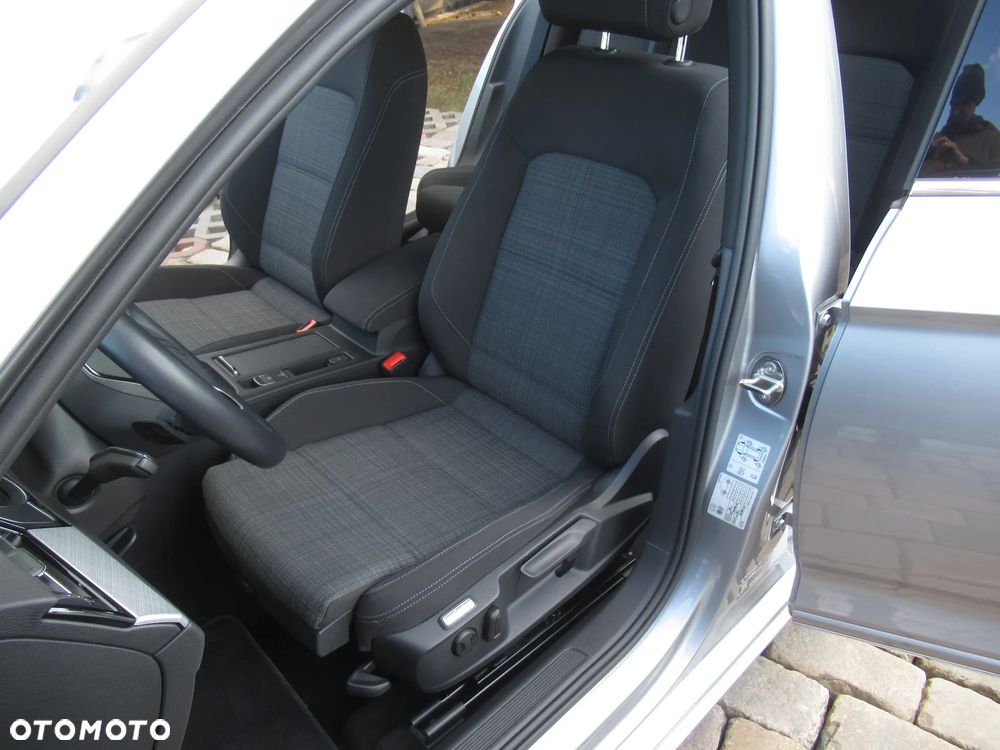 Volkswagen Passat 2.0 TSI Business DSG - 6