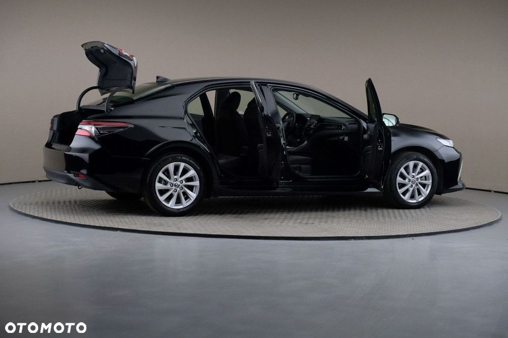 Toyota Camry 2.5 Hybrid Comfort CVT - 6