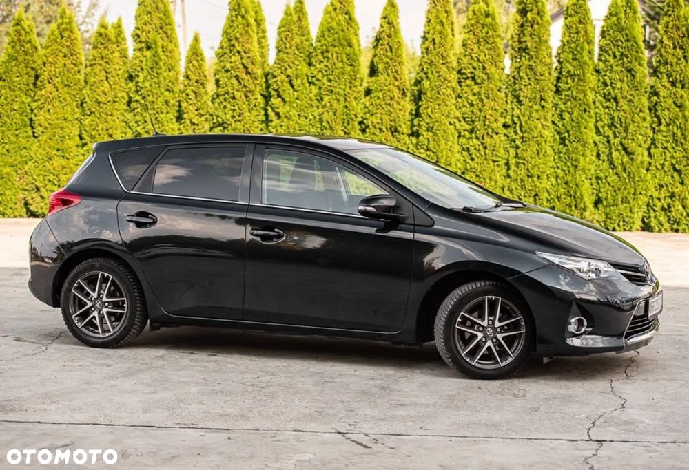 Toyota Auris 1.6 Prestige - 4