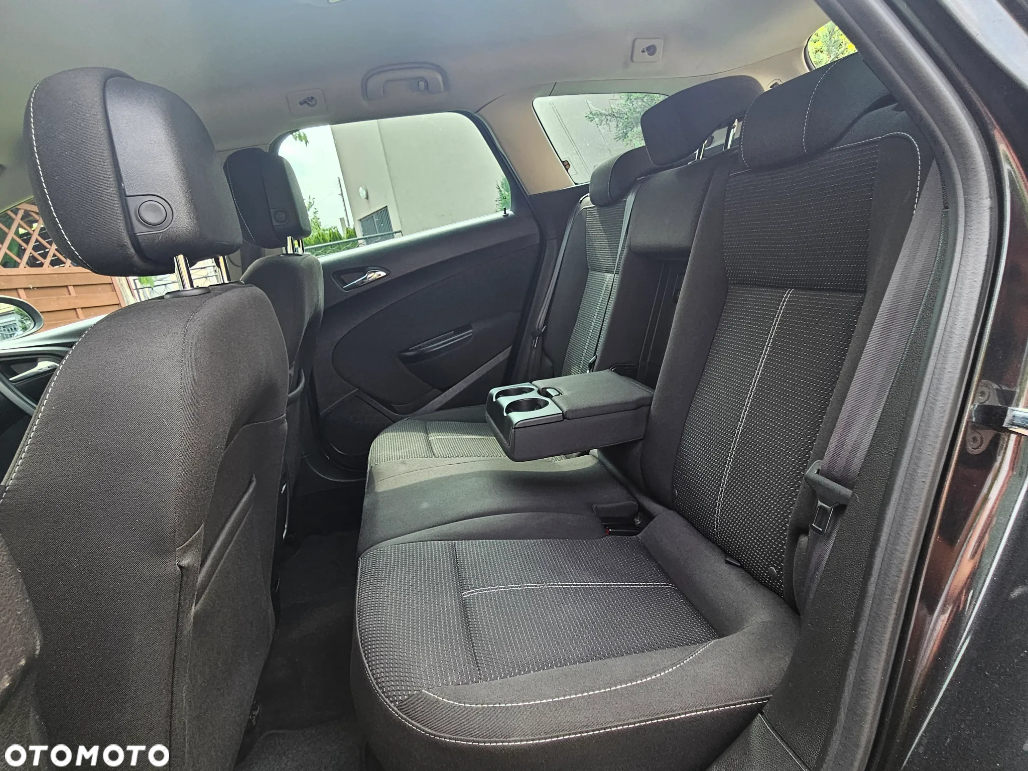 Opel Astra IV 1.6 CDTI Cosmo - 23