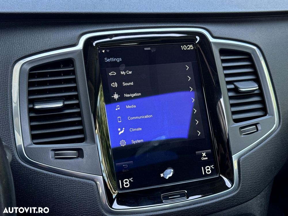 Volvo XC 90 - 22