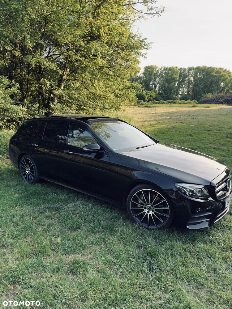 Mercedes-Benz Klasa E 400 d 4Matic 9G-TRONIC AMG Line - 3