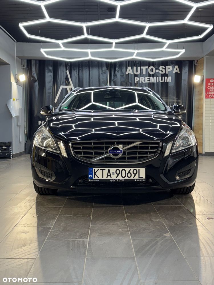 Volvo V60 D4 Momentum - 4
