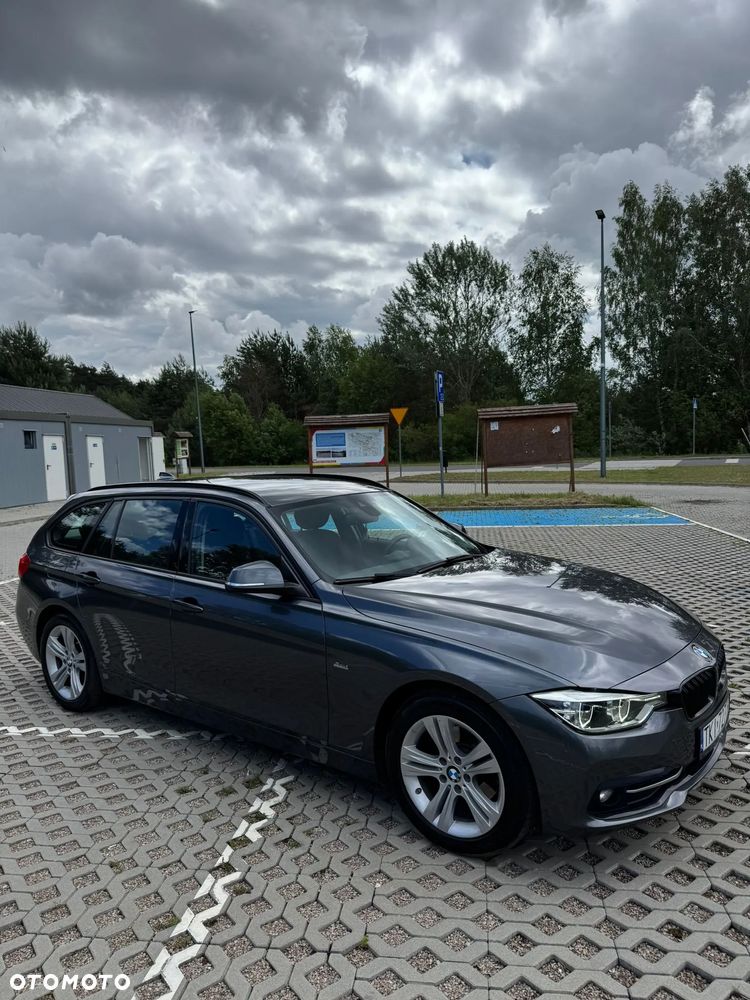BMW Seria 3 320d Sport Line - 2