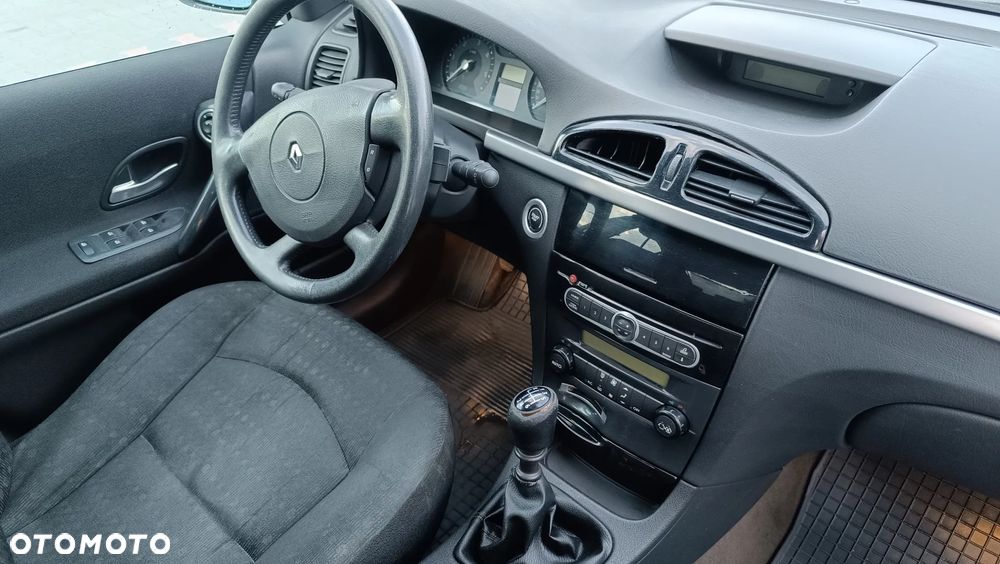 Renault Laguna 1.9 dCi Expression - 6