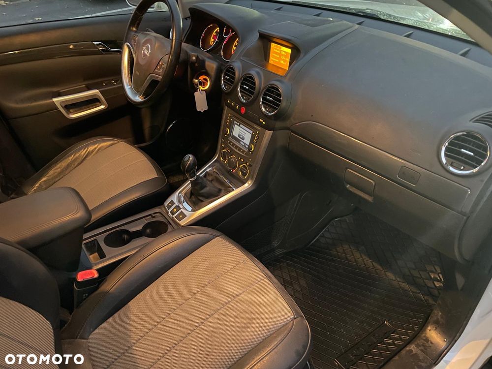 Opel Antara 2.2 CDTI Cosmo - 11