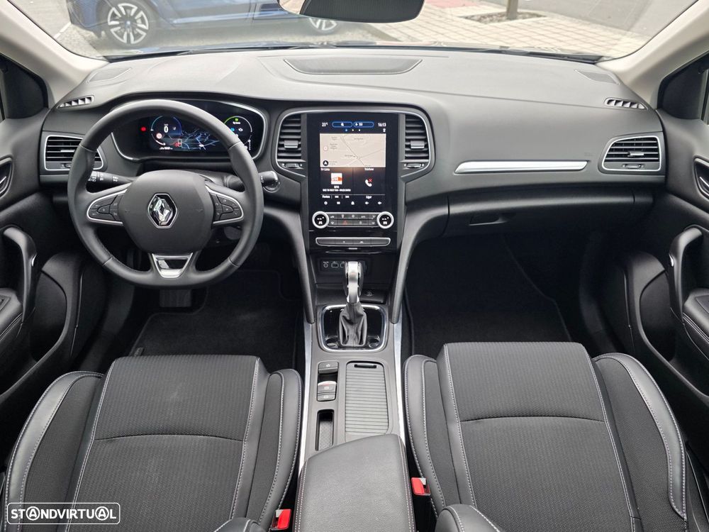 Renault Mégane Sport Tourer - 25